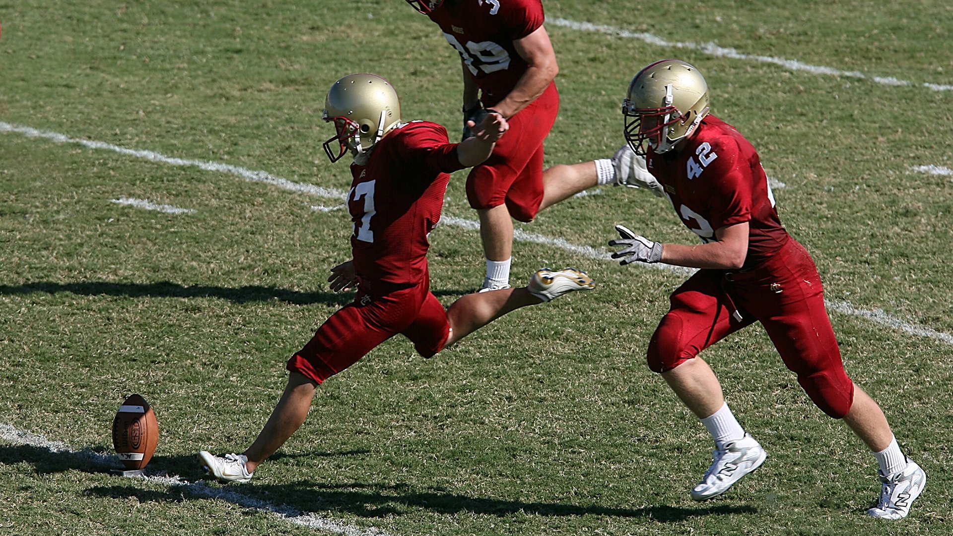 中超中场控制型球员角色定位变化,中超主客场如何编排